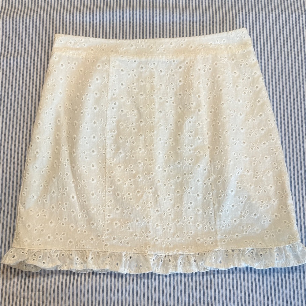 Francescaβs mi ami White Eyelet Skirt Size Medium